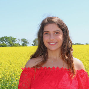 Meet your Posher, Francesca